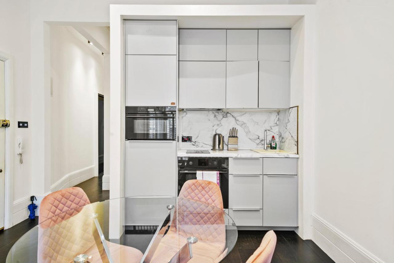 1 & 2 Bed Cosy Apartments Next To Earls Court Free Wifi Londýn Exteriér fotografie