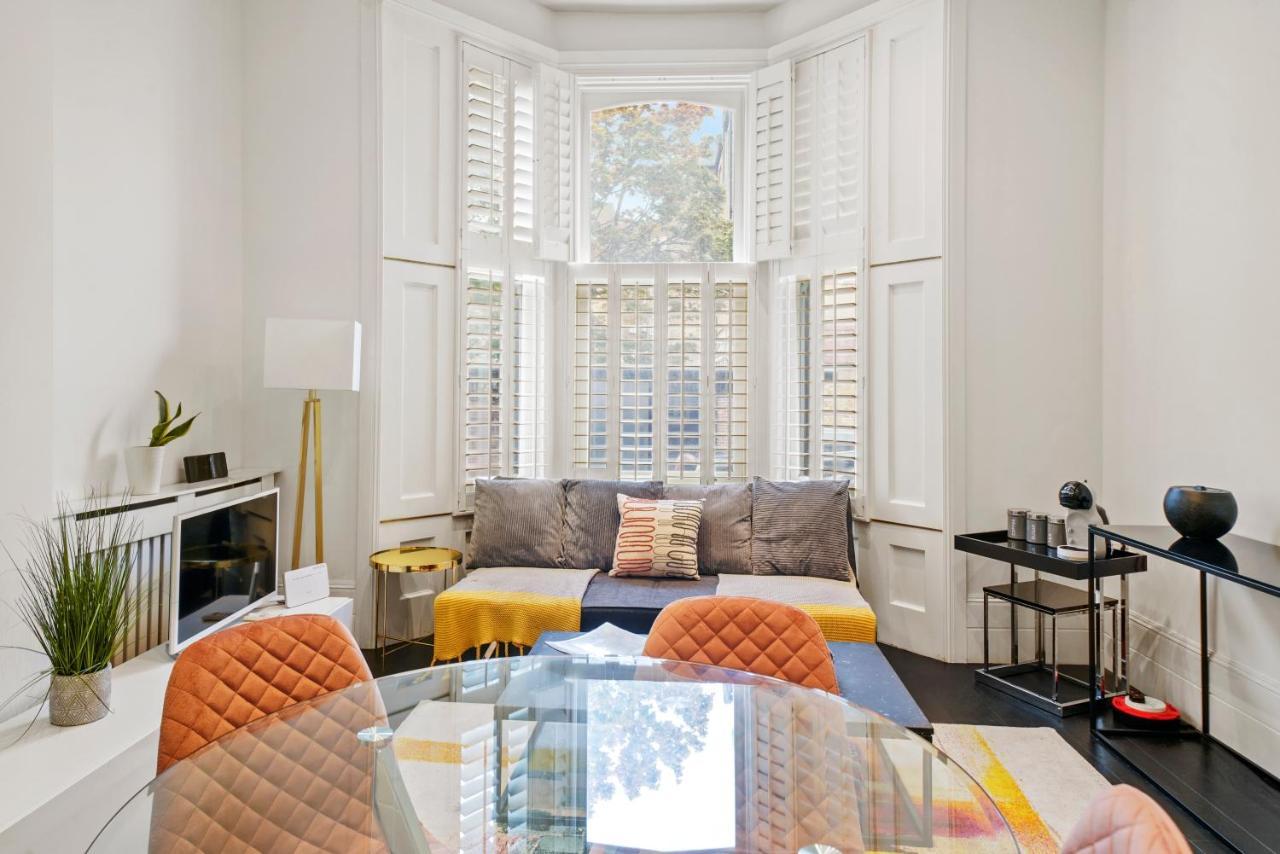 1 & 2 Bed Cosy Apartments Next To Earls Court Free Wifi Londýn Exteriér fotografie